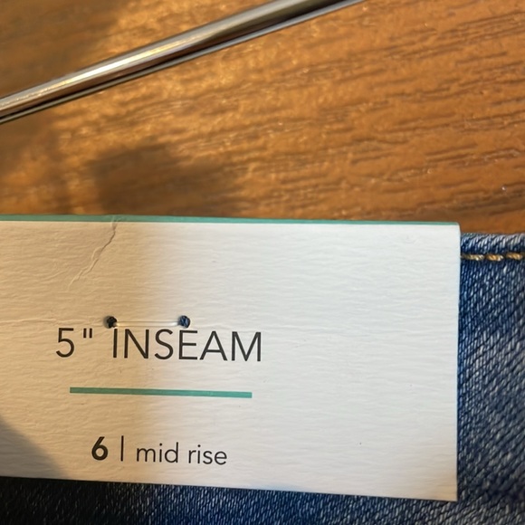 Maurice’s shorts NWT - Picture 3 of 3